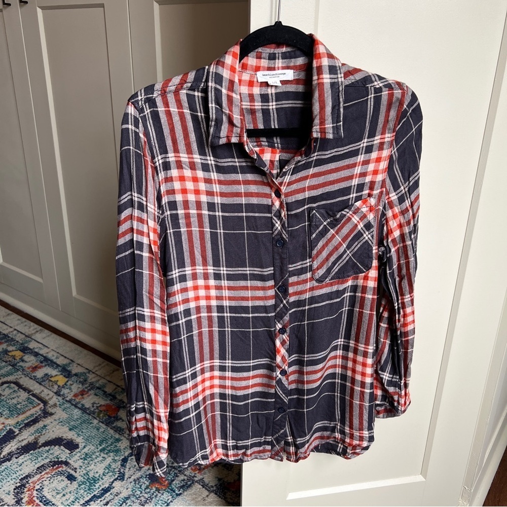 BeachLunchLounge plaid Blue and orange Rayon Button Down Shirt medium